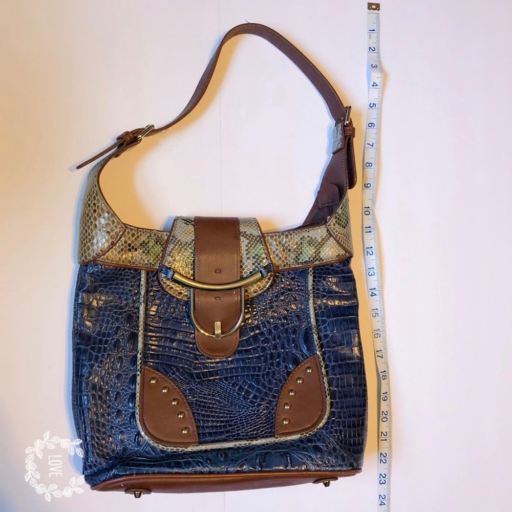 MC Purse - Picture 3 of 6
